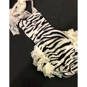 Zebra Sunset Romper  13209  9 month (I)  NWT Boutique